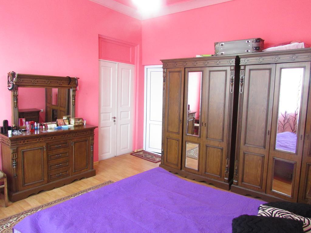 באטומי Joni Guest House מראה חיצוני תמונה