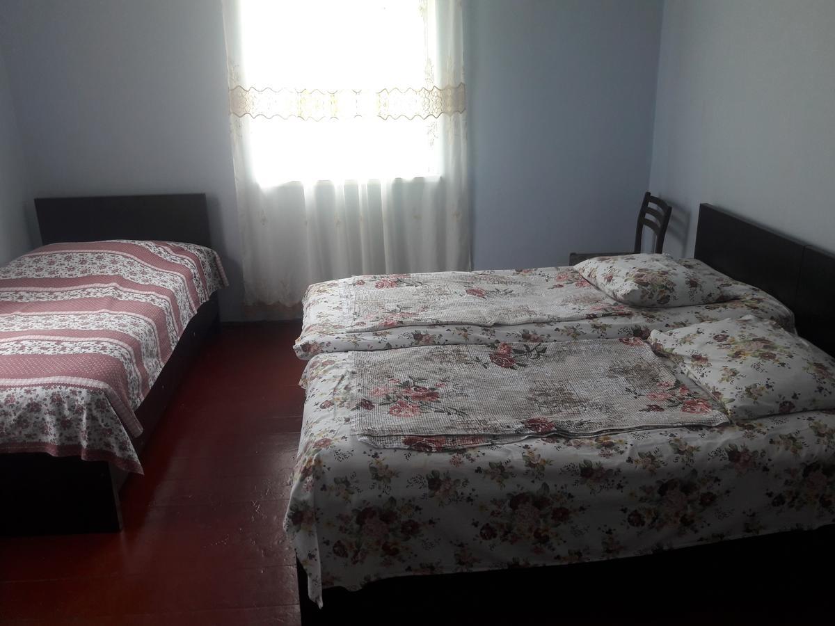 באטומי Joni Guest House מראה חיצוני תמונה